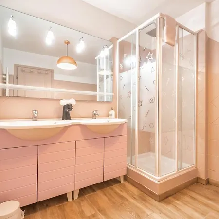 Le Loft - Triplex 200m2 En Centre-ville Apartment Epernay