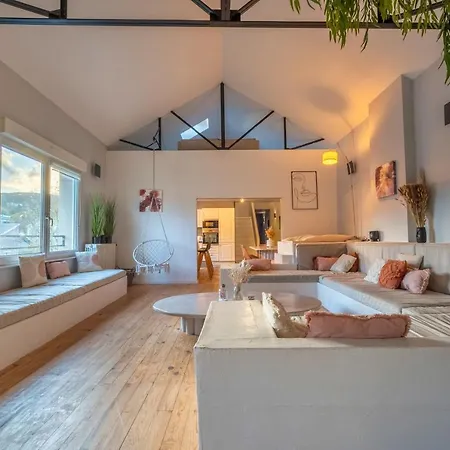 Le Loft - Triplex 200m2 En Centre-ville アパート エペルネー