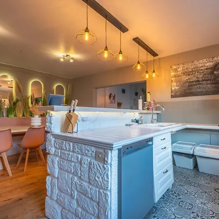 Le Loft - Triplex 200m2 En Centre-ville * Epernay